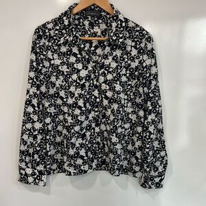 Elementz black & white floral button up blouse